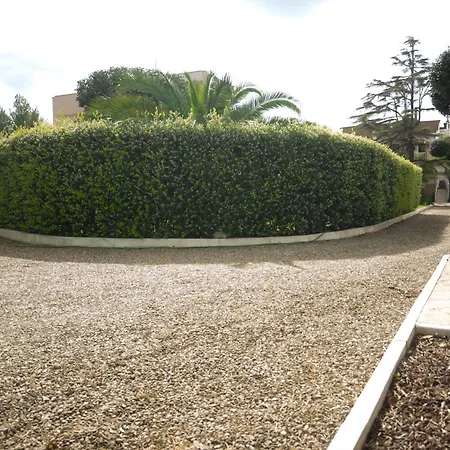 La Maison Du Coeur בארי