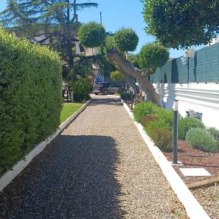 בית נופש La Maison Du Coeur בארי